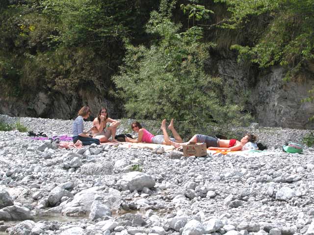 Ingrandisci