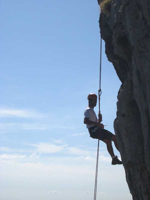 Ingrandisci